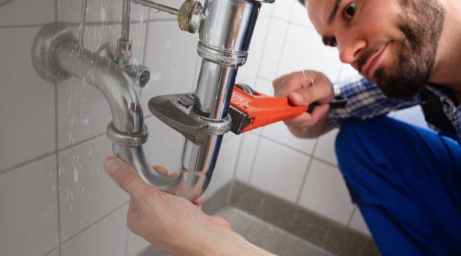 Local annual plumbing maintenance in Pisek, ND